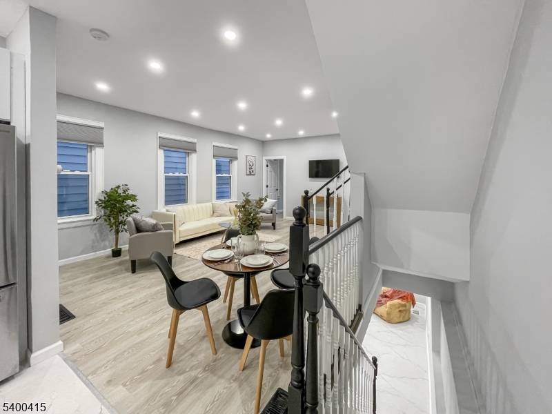 Your home search ends here !