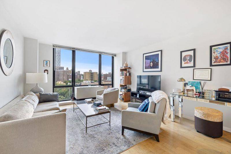 Apartment Features This open and airy one bedroom apartment faces West and is drenched in sunlight through its floor to ceiling windows.