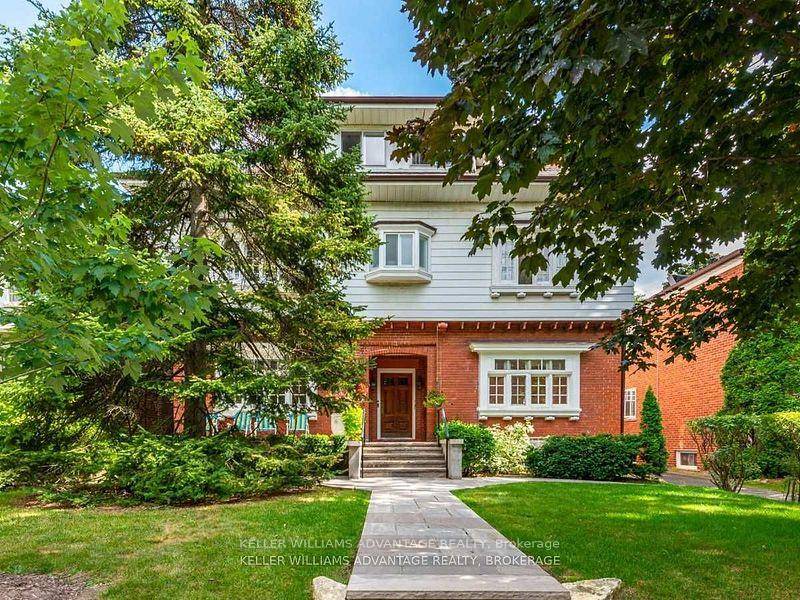 Welcome to this beautifully updated, bright and spacious 1 Bedroom apartment in a stately, quiet Casa Loma Manor Home.