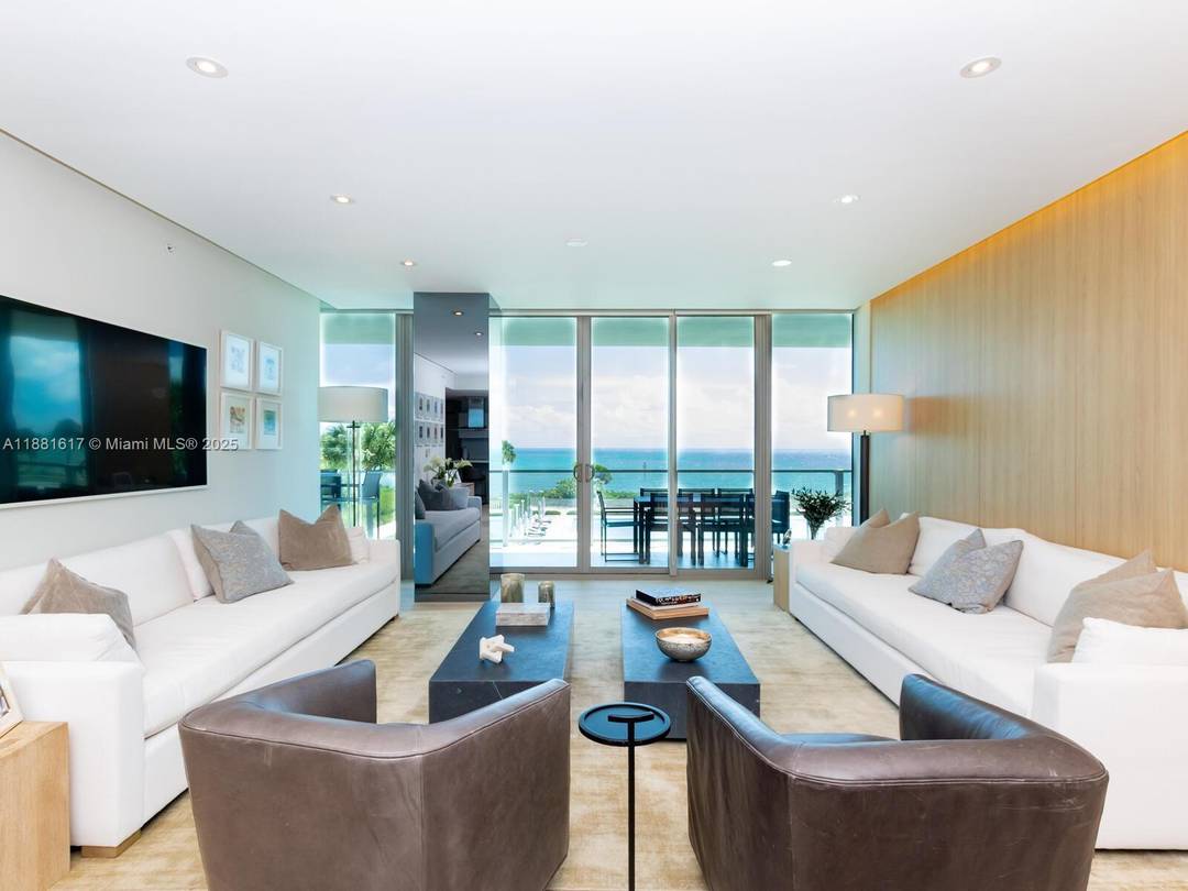 Experience resort style living at Oceana Key Biscayne in this elegant 3rd floor residence.