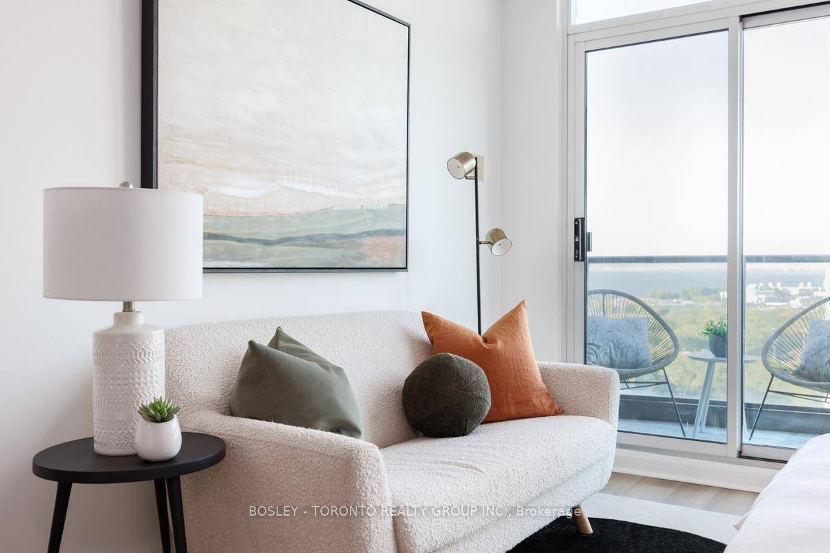Welcome to the Malibu Condos at Harbourfront !