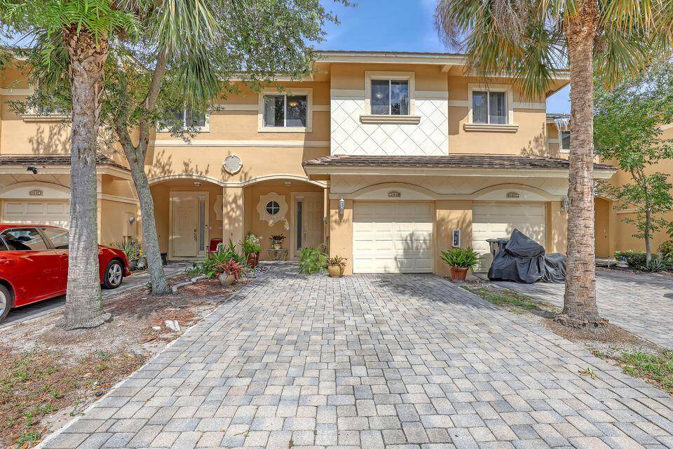 Don't miss this beautifully remodeled and cared for 3 2.