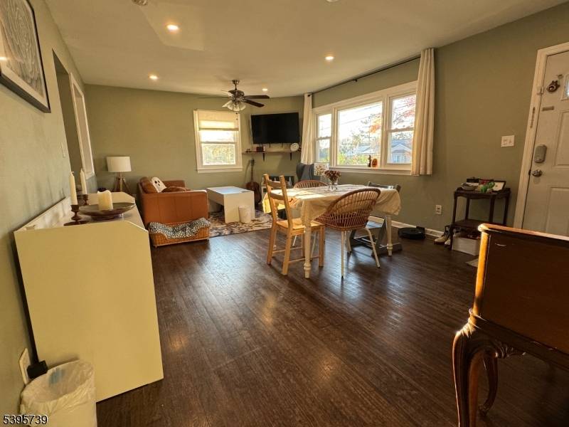 Welcome to 114 Netherwood Ave !