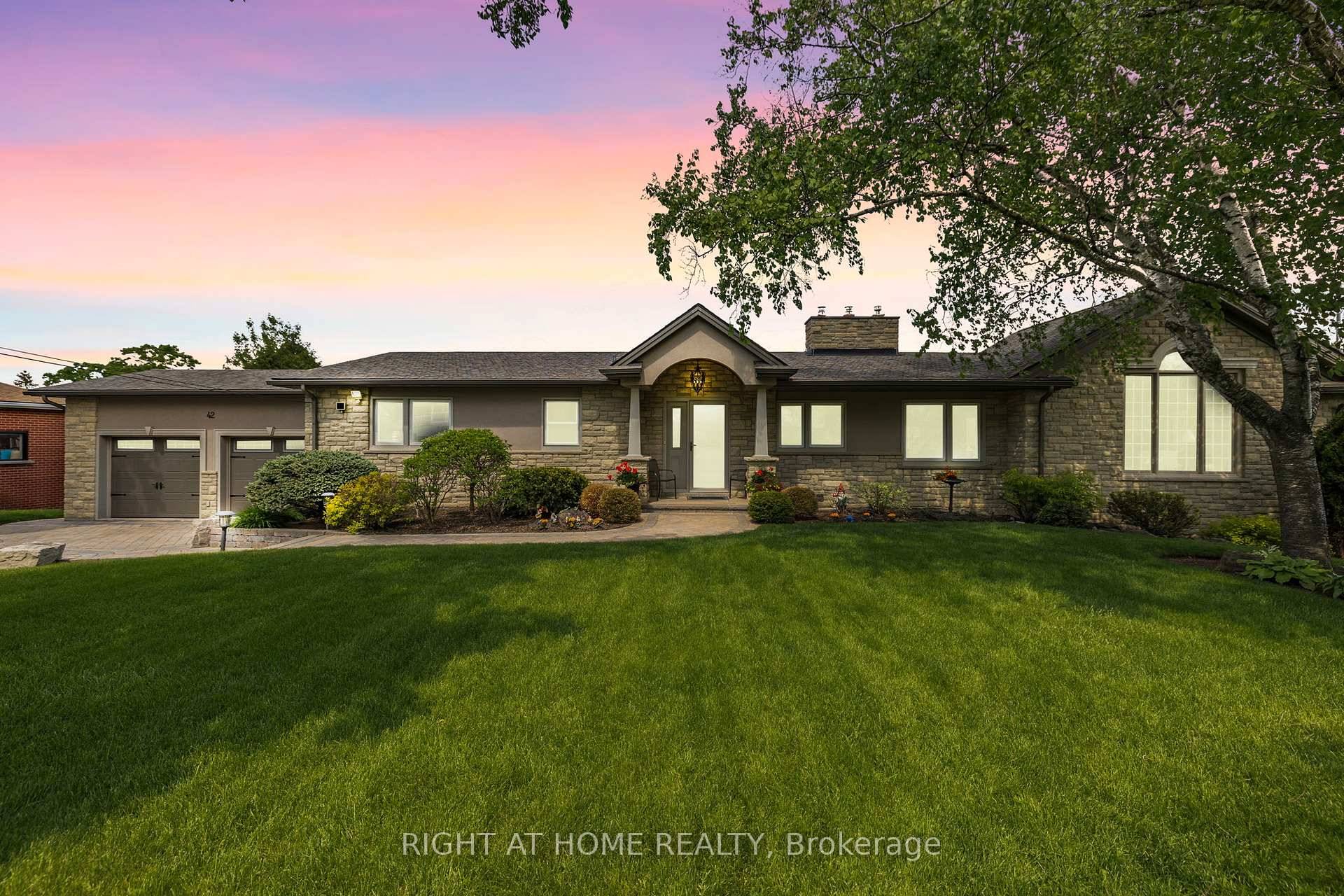 Priced to Sell ! Amazing home and property !