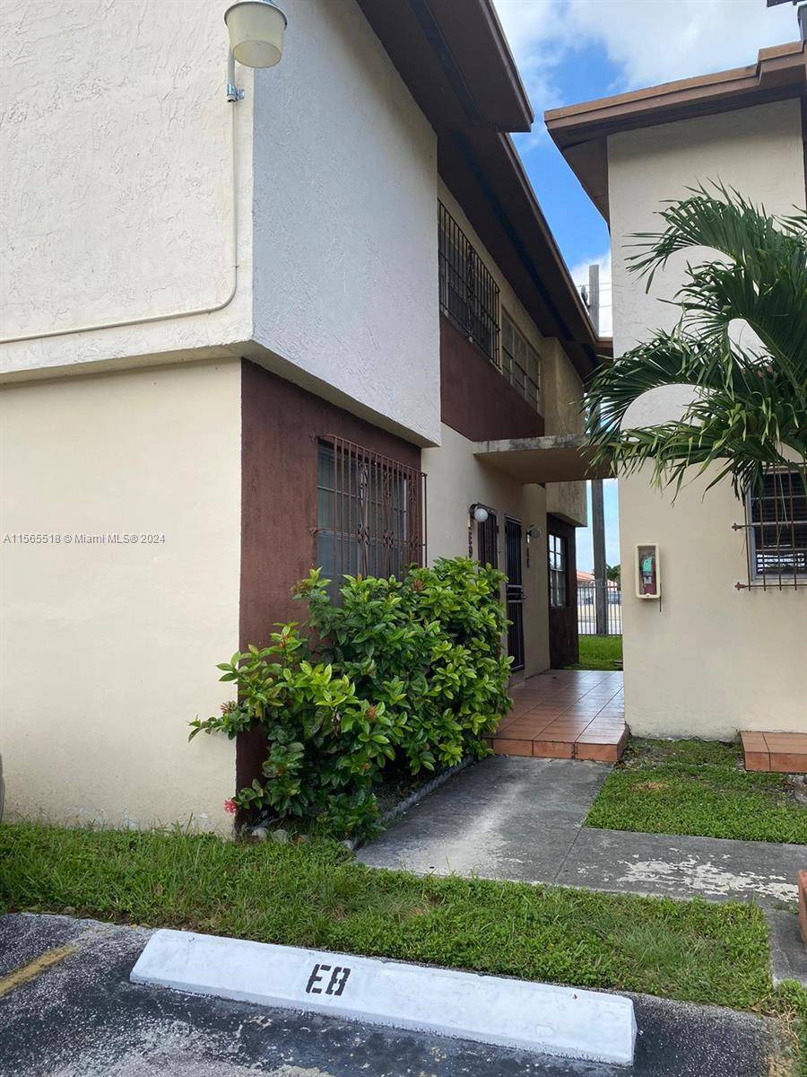 Renovated and Remodeled Charming modern two story corner townhouse in a gated community, ideal for a family looking for a dream home or an investor seeking a prime opportunity.