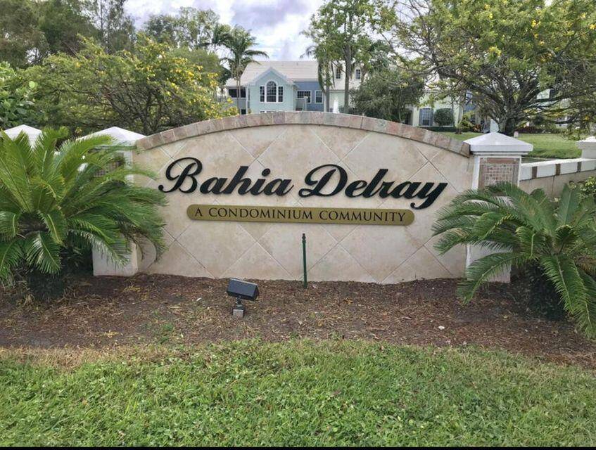 Welcome to your dream retreat in the desirable Bahia Delray community !
