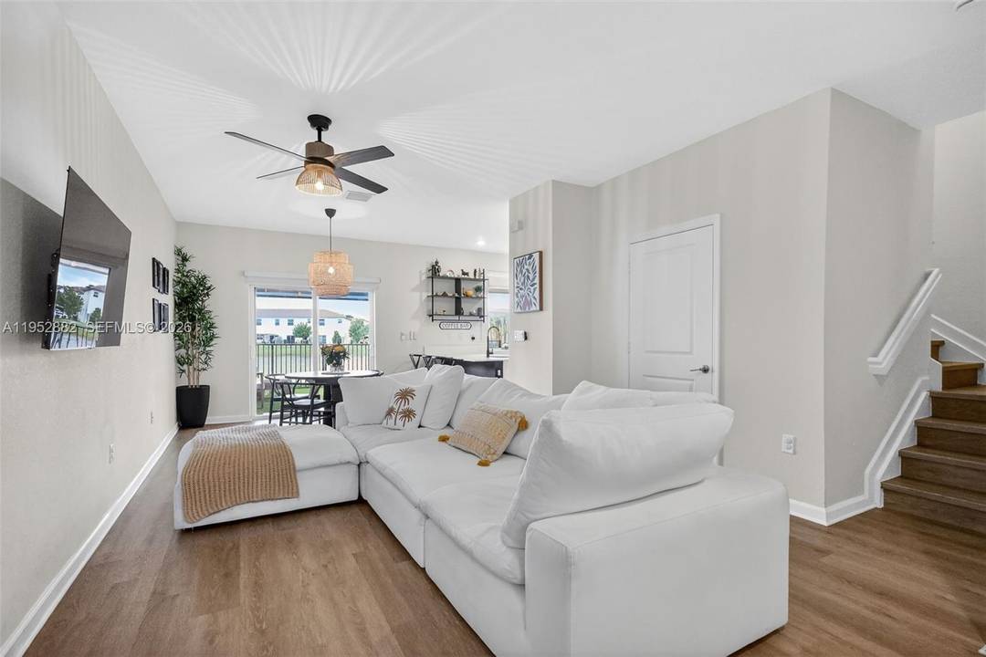 Welcome home to this beautiful turnkey townhouse built by Lennar in 2024 with amazing lake views.