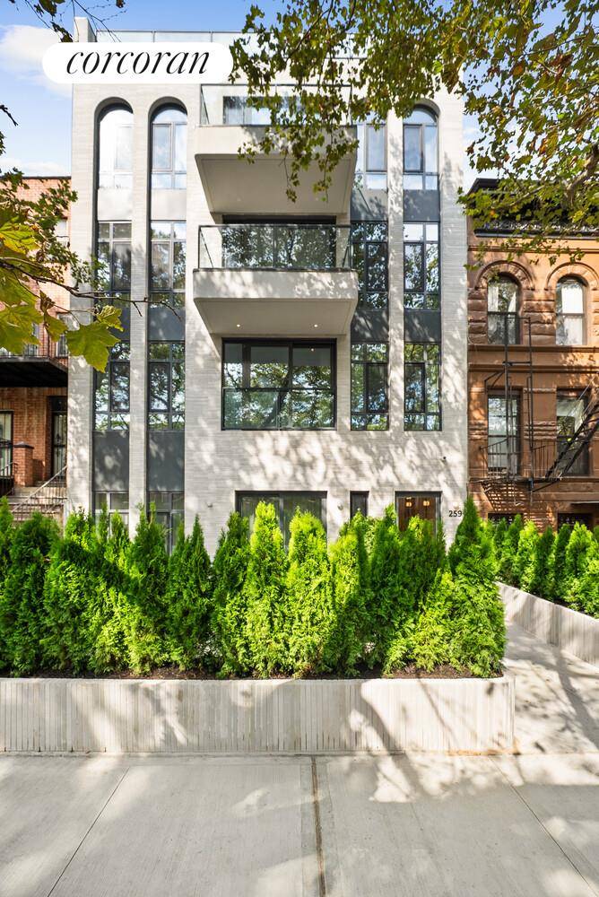 Directly across from Corto Café, this newly built eight unit condominium introduces contemporary architecture and airy, loft inspired living.