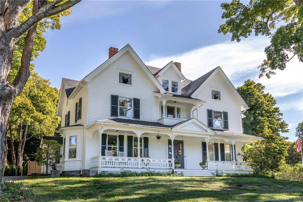 This historic Victorian home in the New Preston section of Washington is now available to rent after a tasteful top to bottom renovation, and the addition of a heated saltwater ...