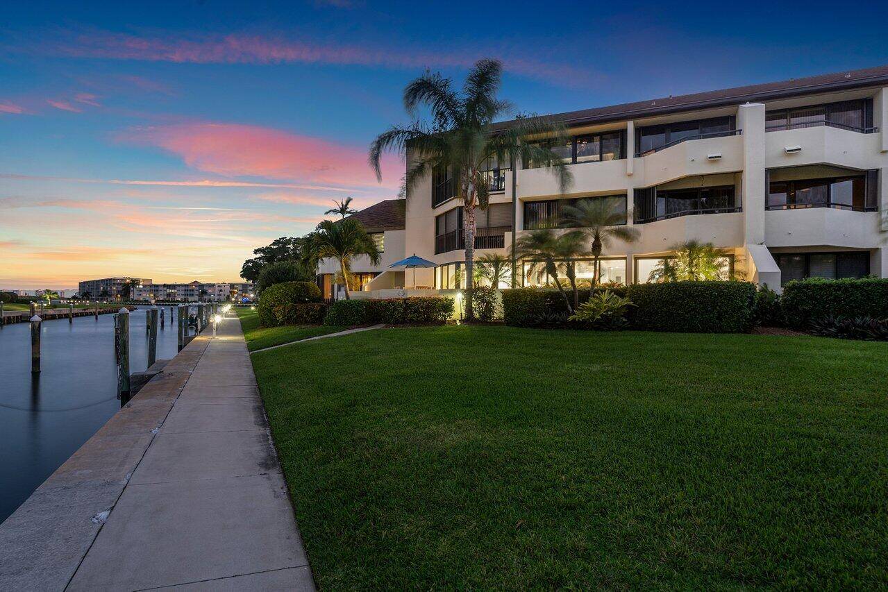 Harbor Village, North Palm Beach, Florida !