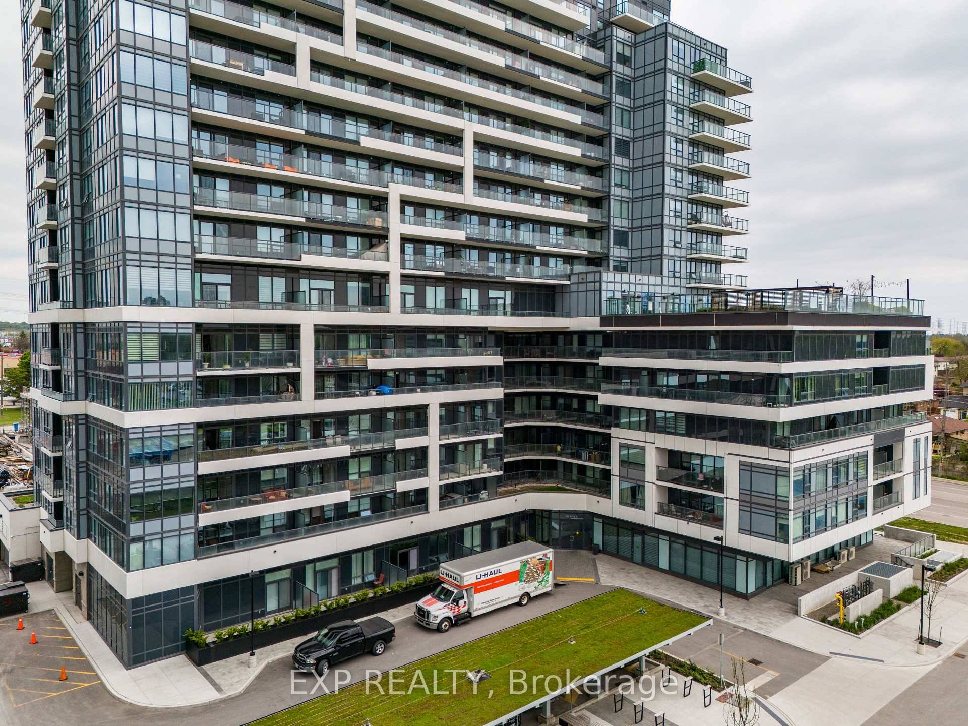 Welcome to Universal City One where urban luxury meets unmatched convenience in the heart of Pickering !