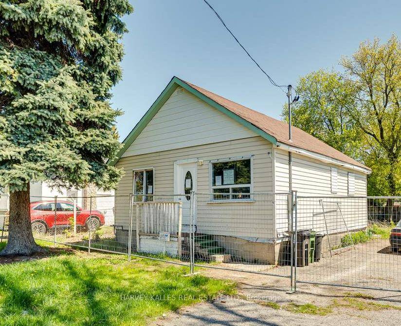 Opportunity Awaits At 123 Galloway Rd In Sought After West Hill, Set On A Generous 50X130 Lot Brimming With Possibility.