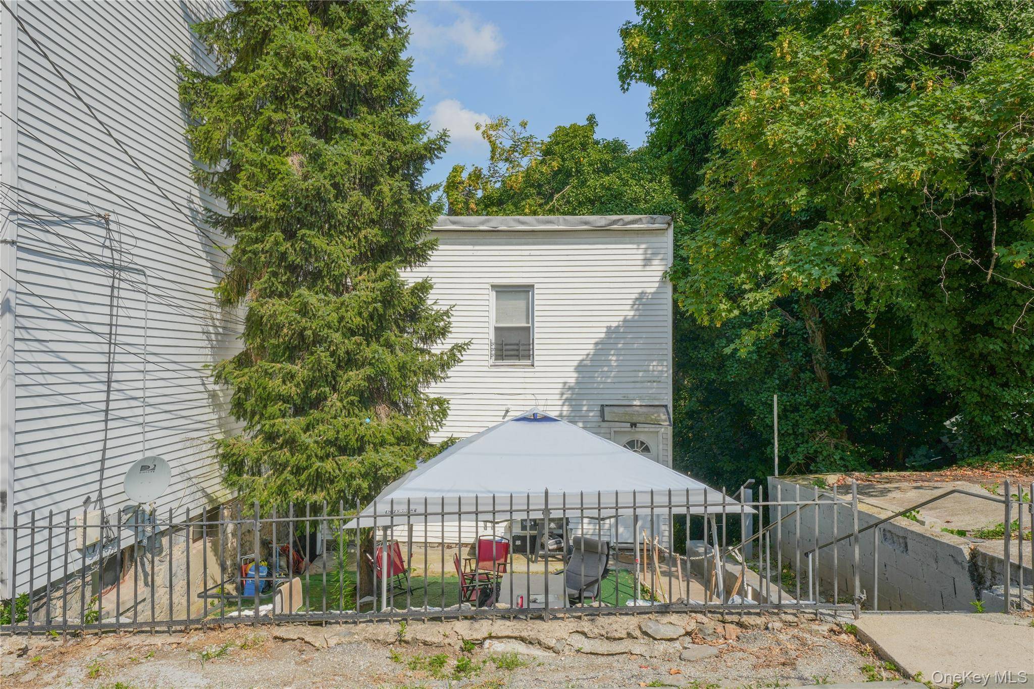 AMAZING INVESTMENT OPPORTUNITY IN YONKERS !