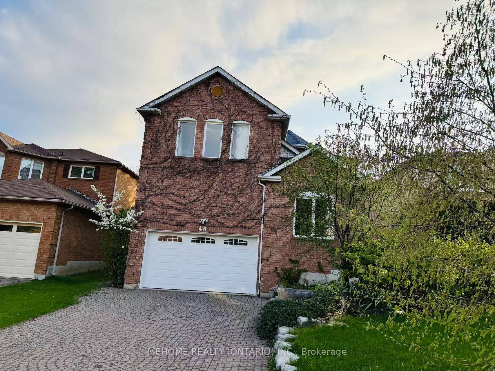 Beautiful 4 bedrooms home in highly sought after Unionville Neighborhood.