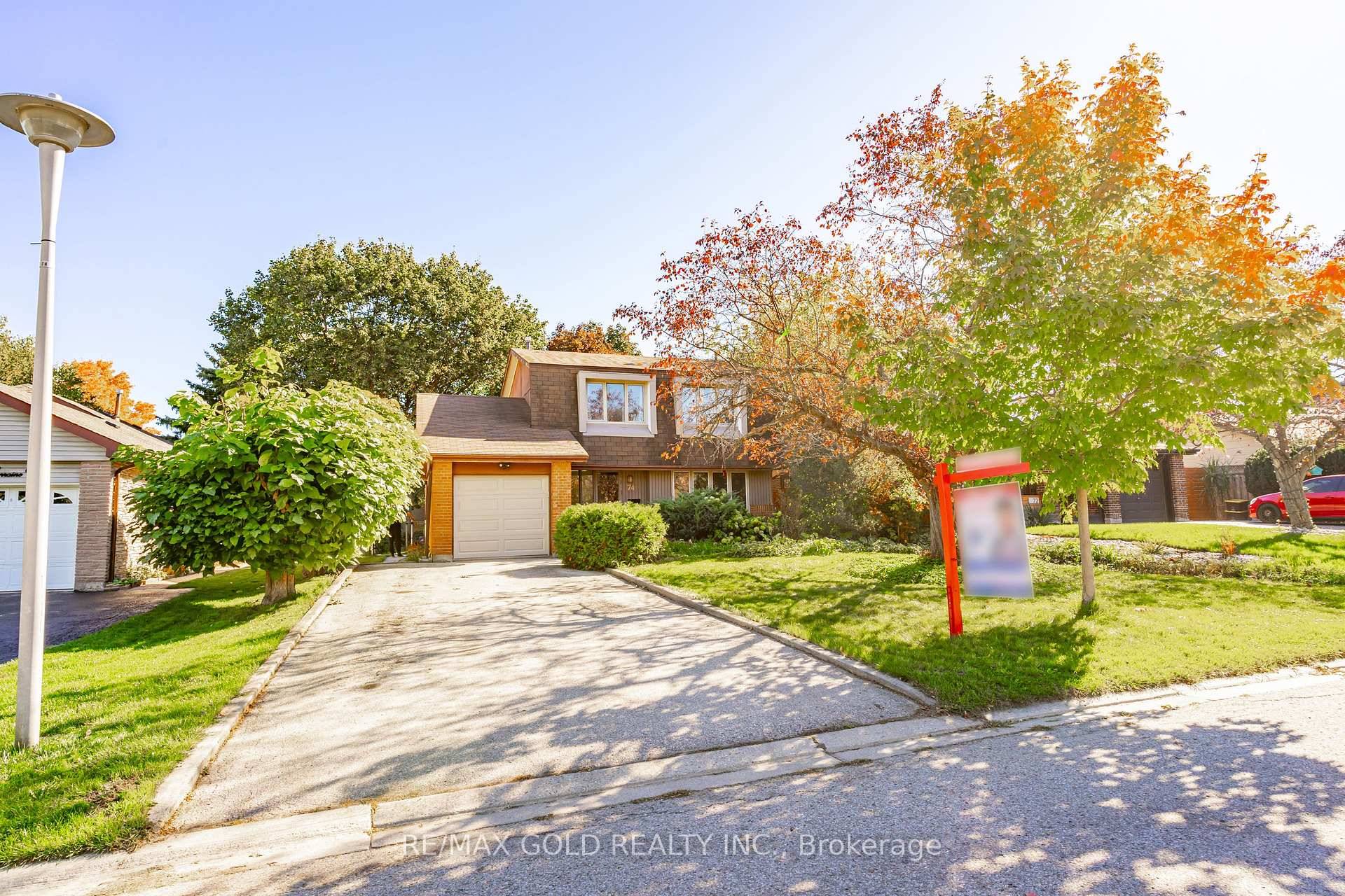Welcome to 74 Lorraine Crescent, Brampton Beautiful Well Maintained Detached Home in the Desirable Neighborhood of Westgate.