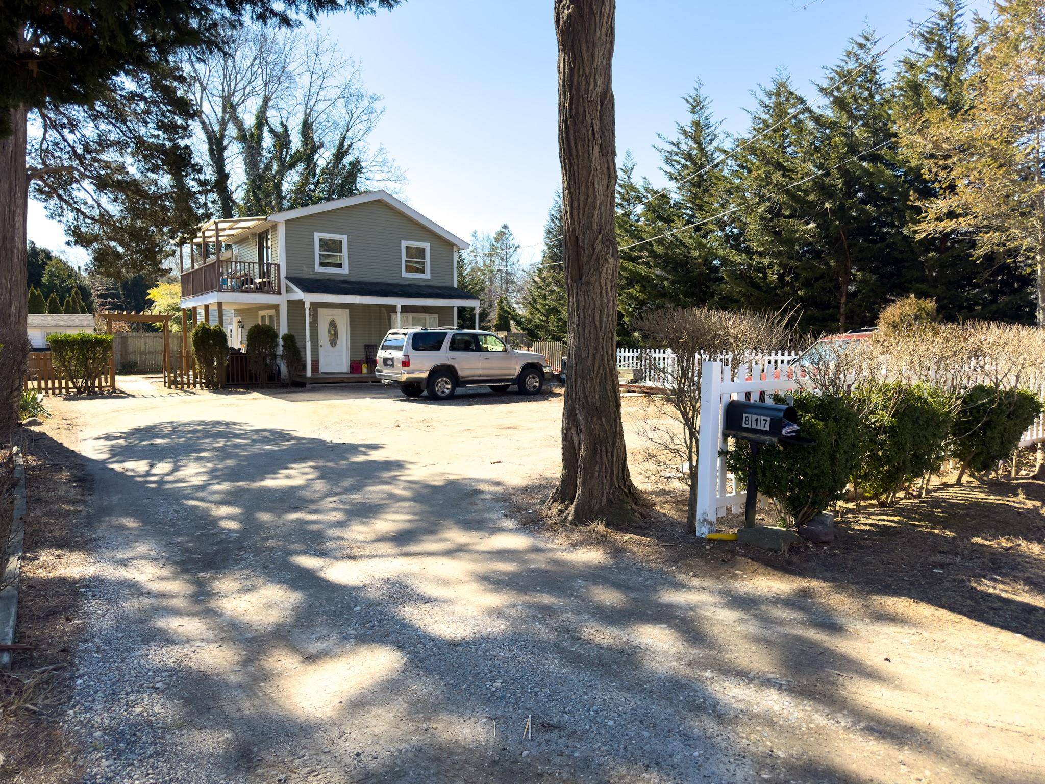Home address on google maps and GPS know as 817 Flint Street Don't miss out on a chance to own a home on Long Island's North Fork.