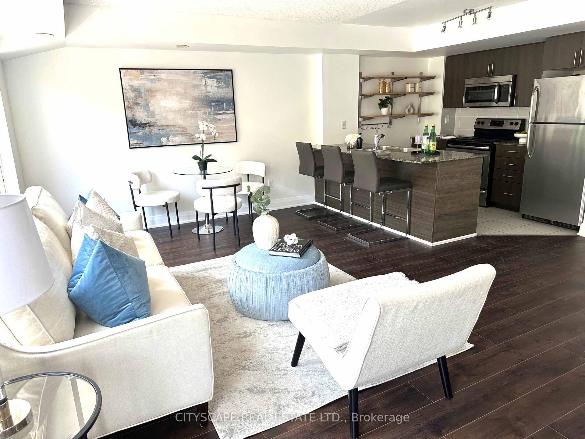 Rare Gem in Vibrant Davenport Village Stylish amp ; Spacious 2 1 Home, exceptional find This 1, 195 sq.
