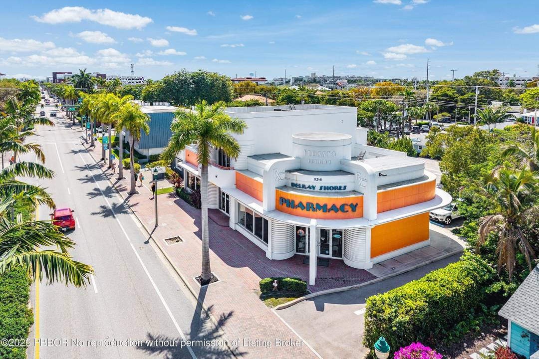 124 NE 5th Ave offers a rare opportunity to acquire a free standing commercial property in the CBD of Delray Beach.