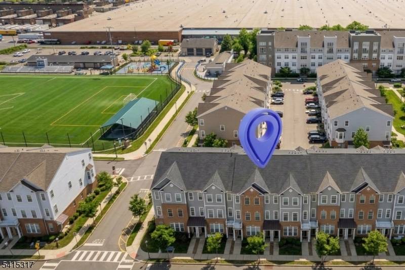 Back on the market, the buyer couldn't obtain mortgage.