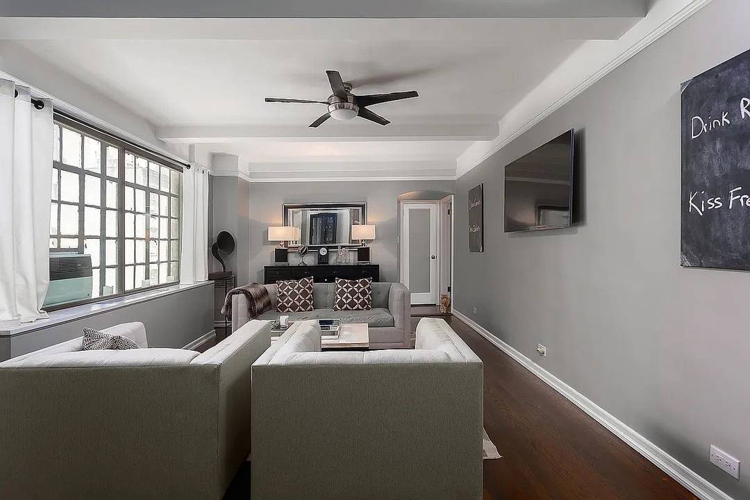 Large Junior 4 pre war charmer with triple exposure.