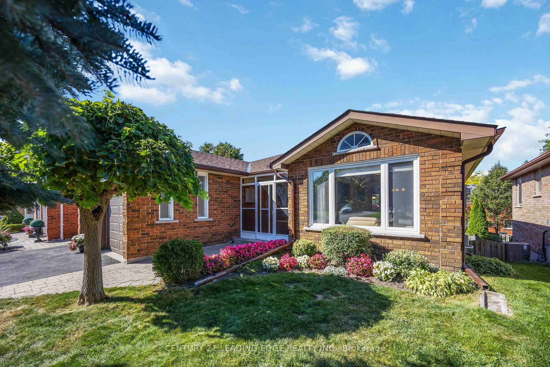 Rarely offered and meticulously maintained by its original owner, this spacious 3 1 bedroom, 2 bathroom bungalow with a 2 car garage is nestled in one of Stouffville's most desirable ...