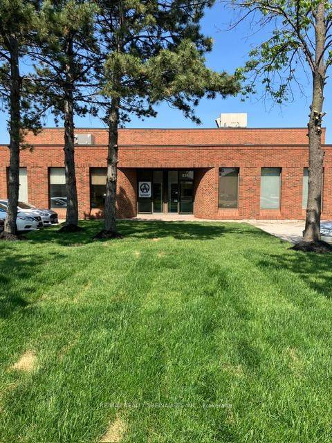 Zoning Allows For Many Permitted Uses Ideal for professional businesses such as real estate, consulting, travel agencies, taxi company, transport, logistic companies and more.