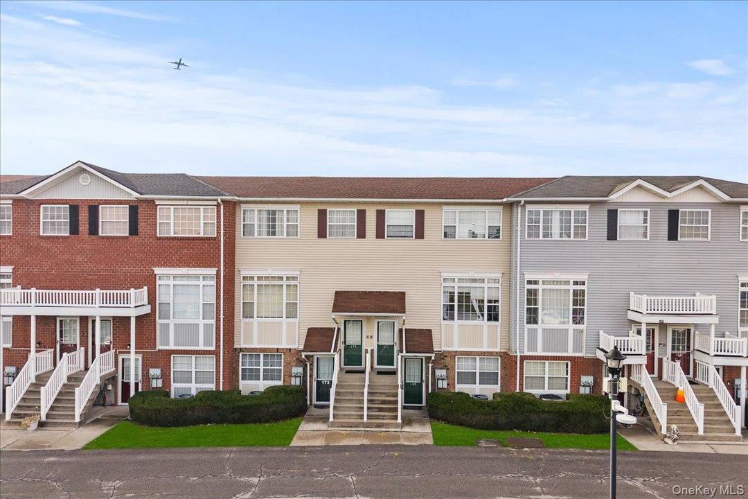 Welcome home to 169 Surf Drive, located in the exclusive gated community of Harbour Pointe at Shorehaven Condominiums.