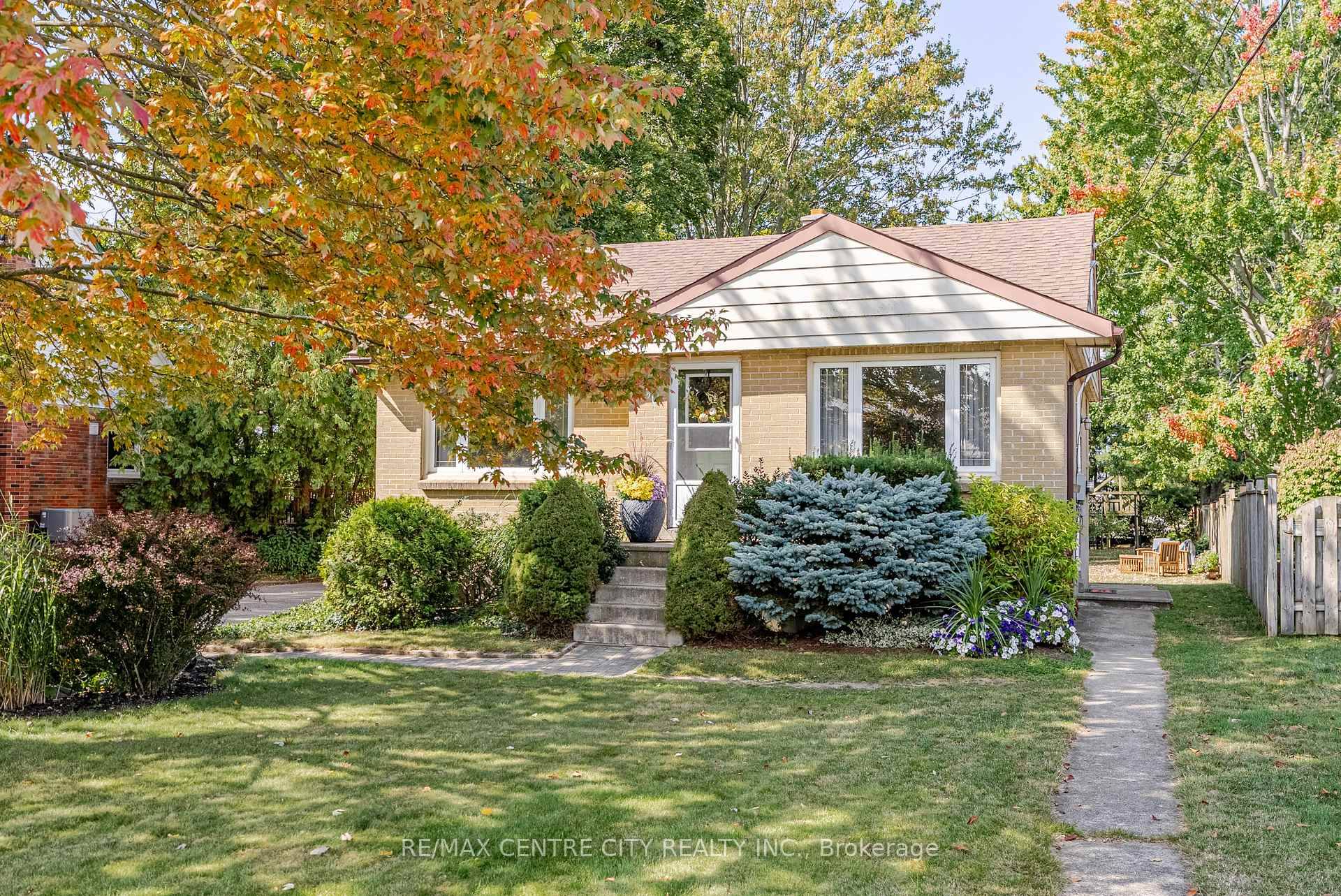 Fantastic option for those looking to get into their first home !