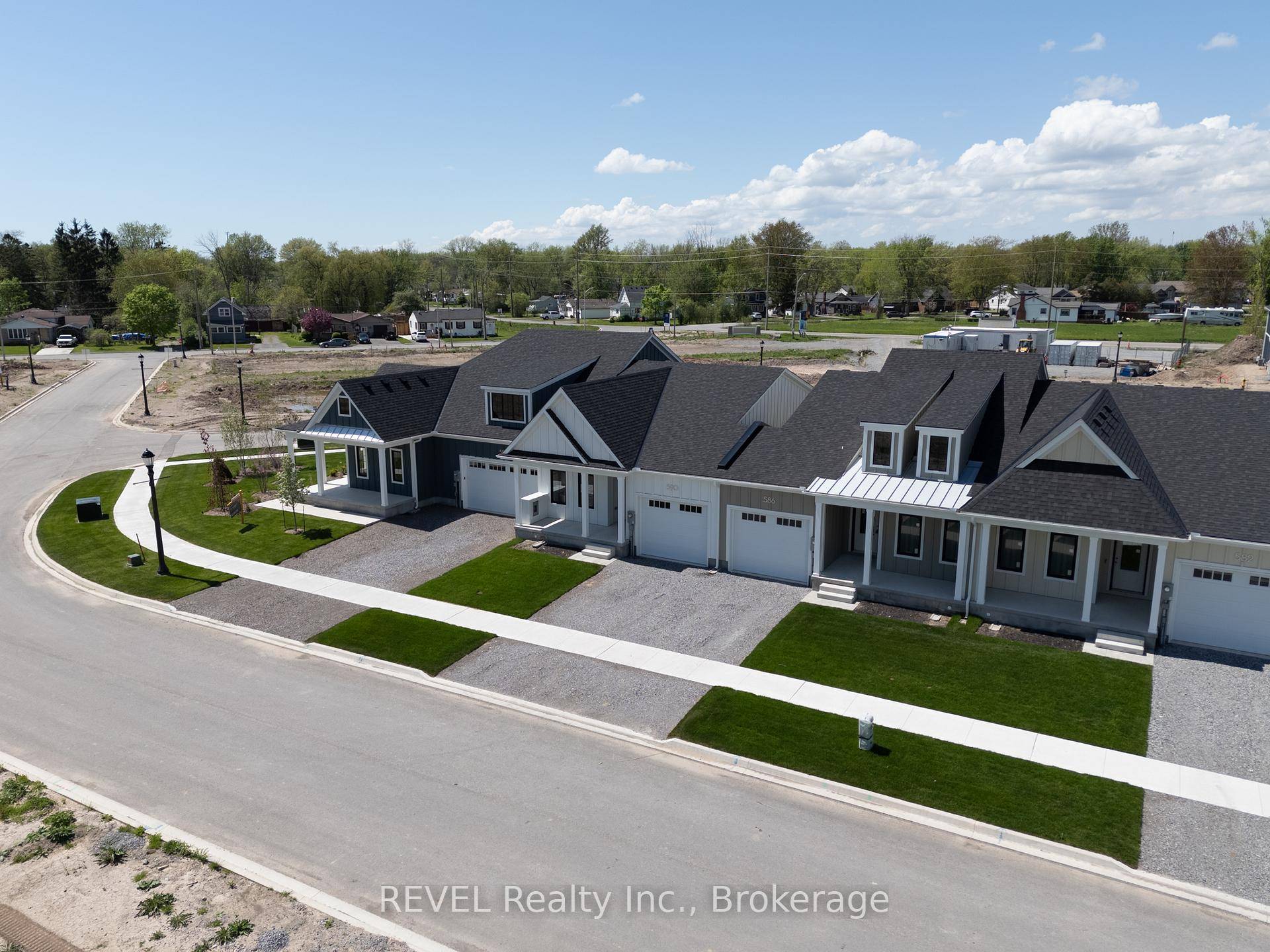 A rare opportunity to own in Harbourtown Village, an upscale new construction community in Fort Erie by renowned local builder Silvergate Homes, proudly owned and operated for nearly 40 years.