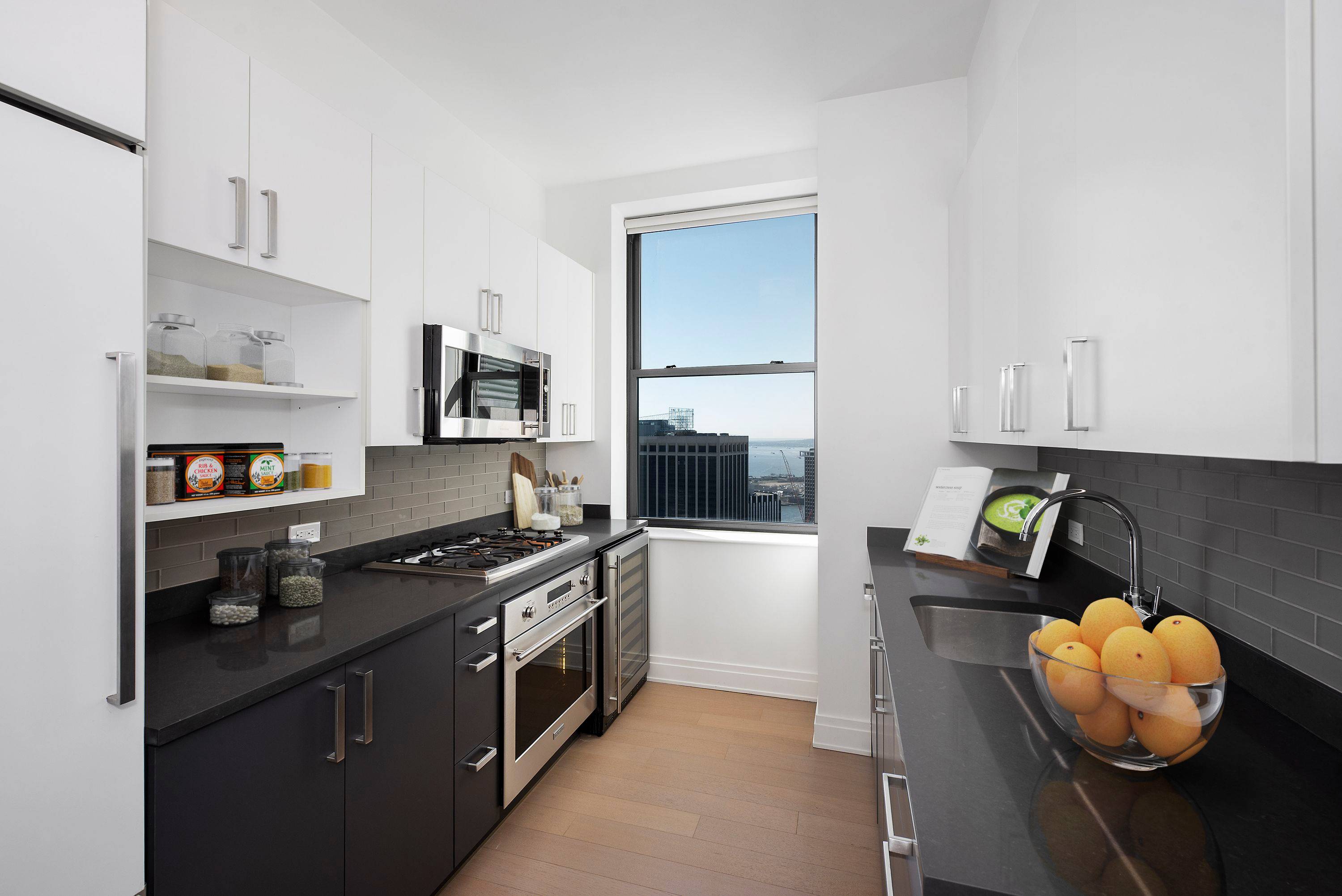 70 Pine is the premier address in the Financial District with superior custom designed oversized residences featuring washer dryers, soaring ceilings, and meticulous finishes, in addition to white glove services ...