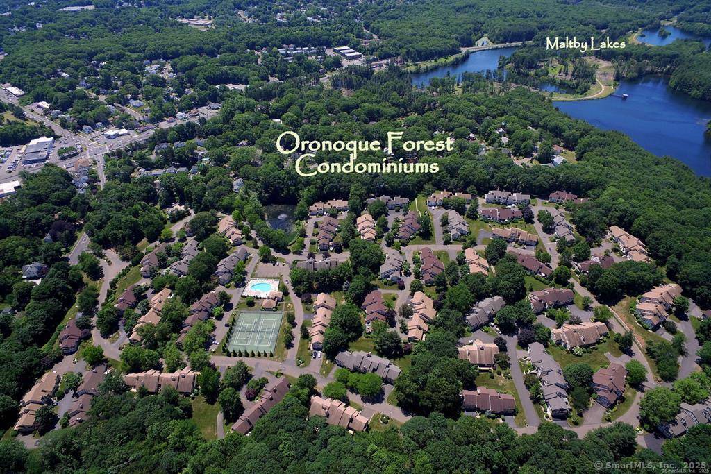 Sought after Oronoque Forest Complex !