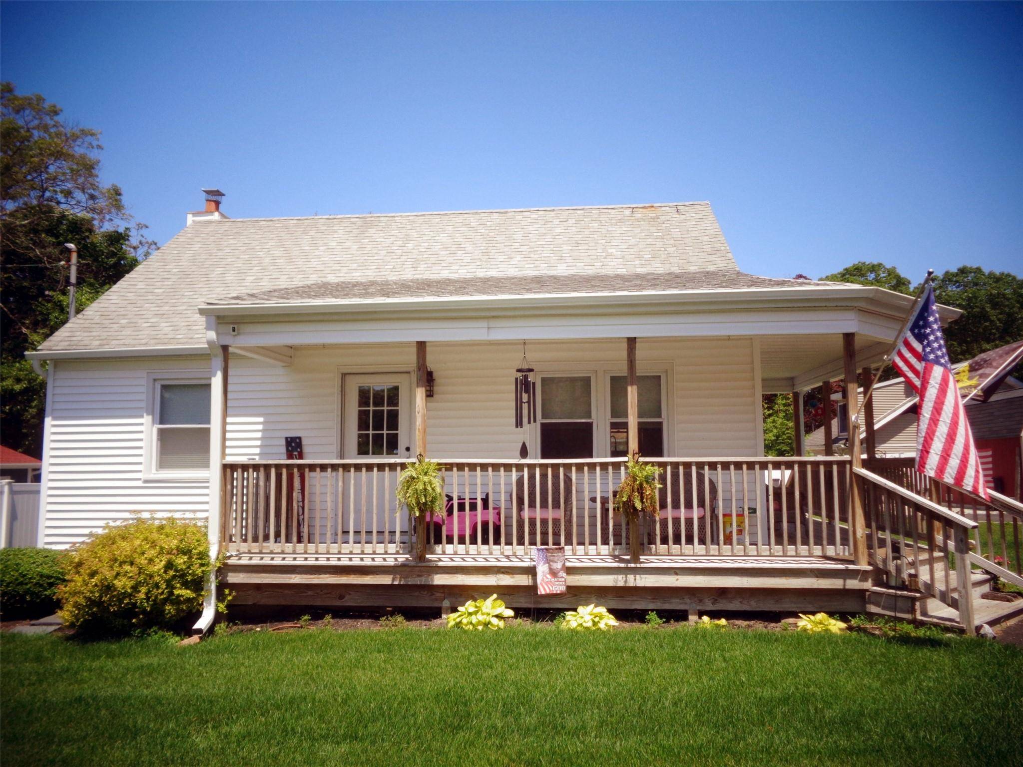 Welcome to your meticulously remodeled Cape Cod gem !