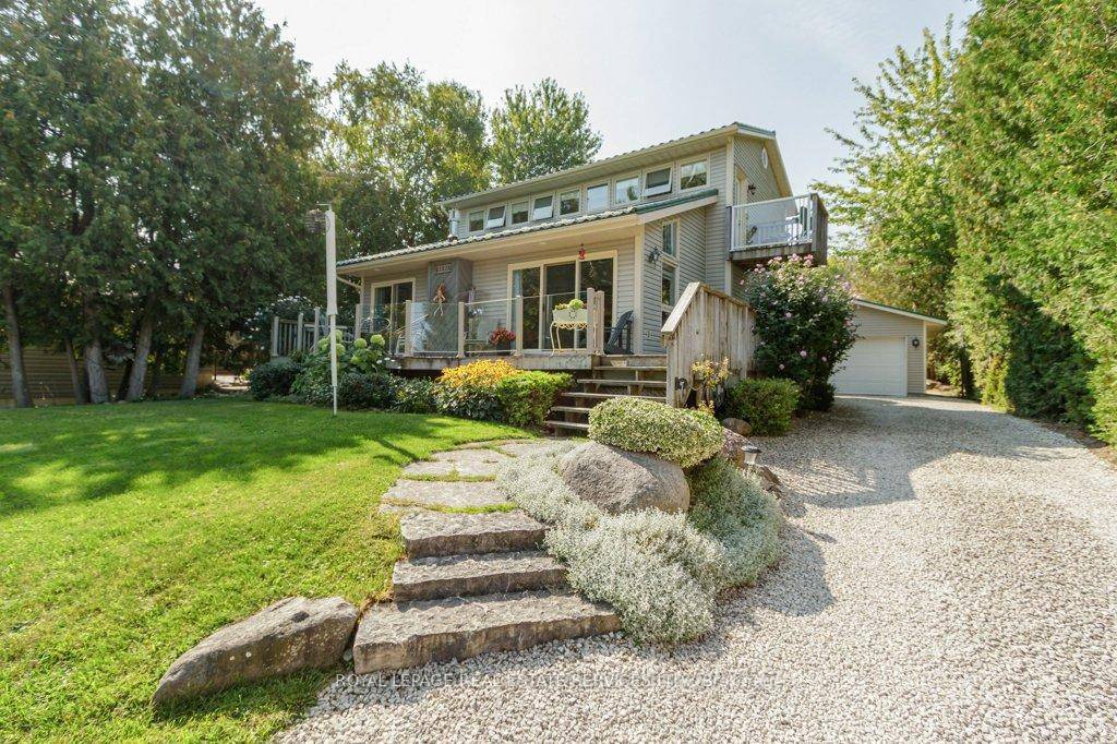 Meticulously Maintained amp ; Fully Upgraded Gem Steps from Georgian Bay.