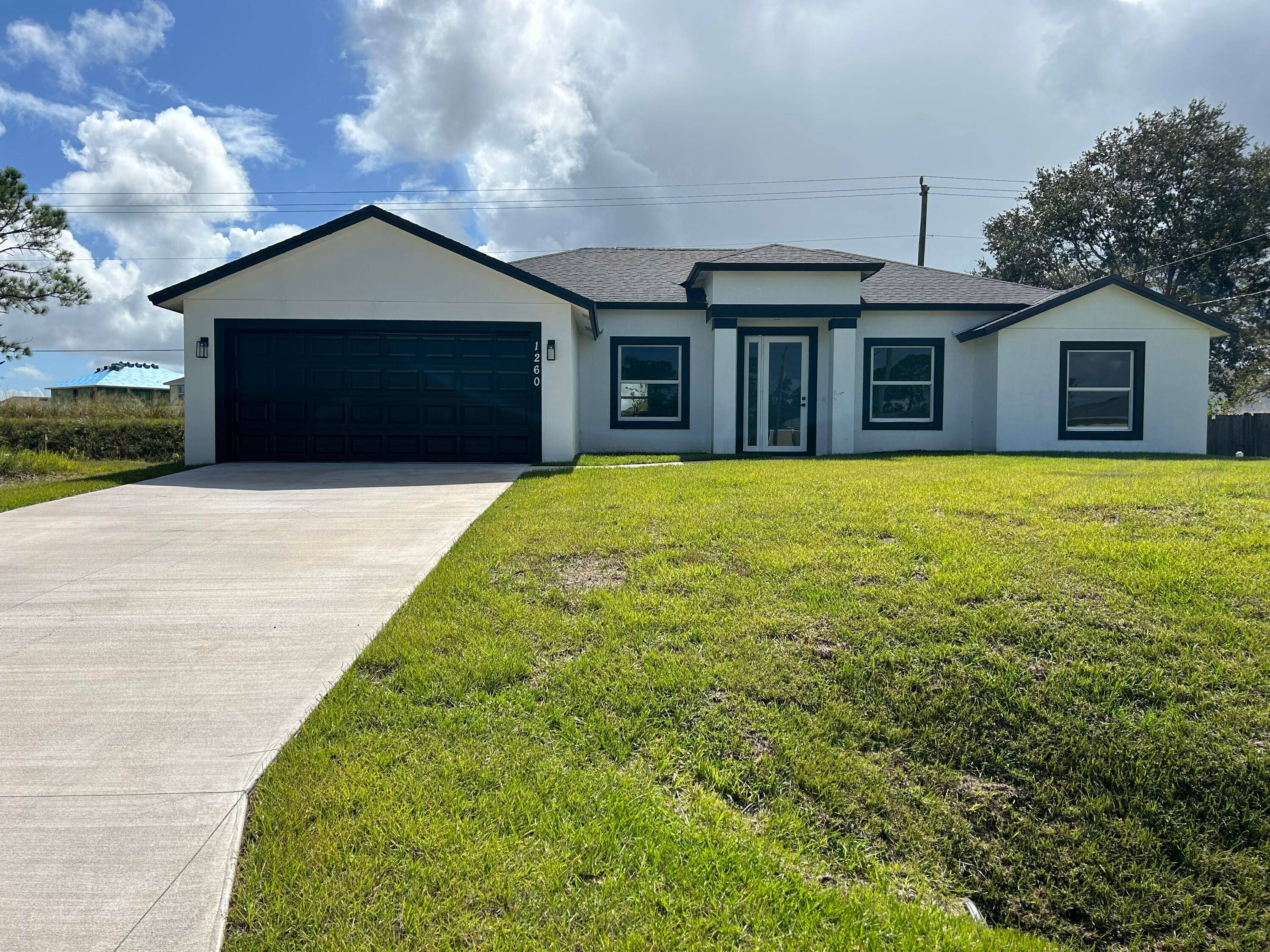 Price Reduced ! ! ! Beautiful Brand New Home with lots and lots in upgrades, waterfront and no back neighbors, 4 3 2, High Ceiling, coffer ceilings on great room ...
