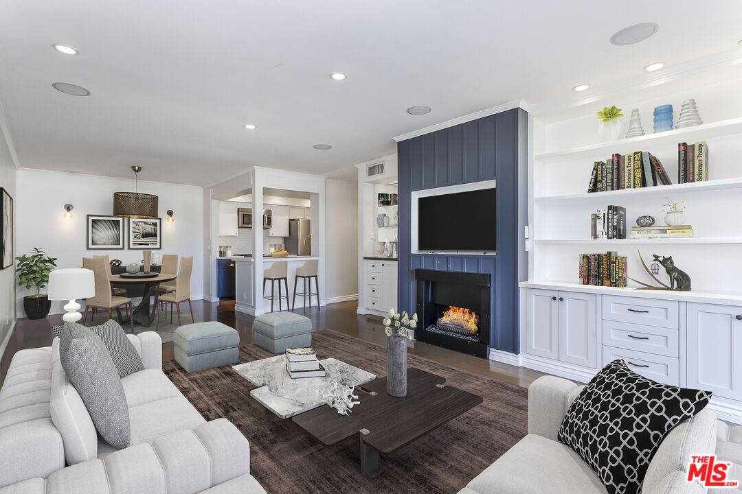 906  N Doheny Dr 2BR Sunset Strip La