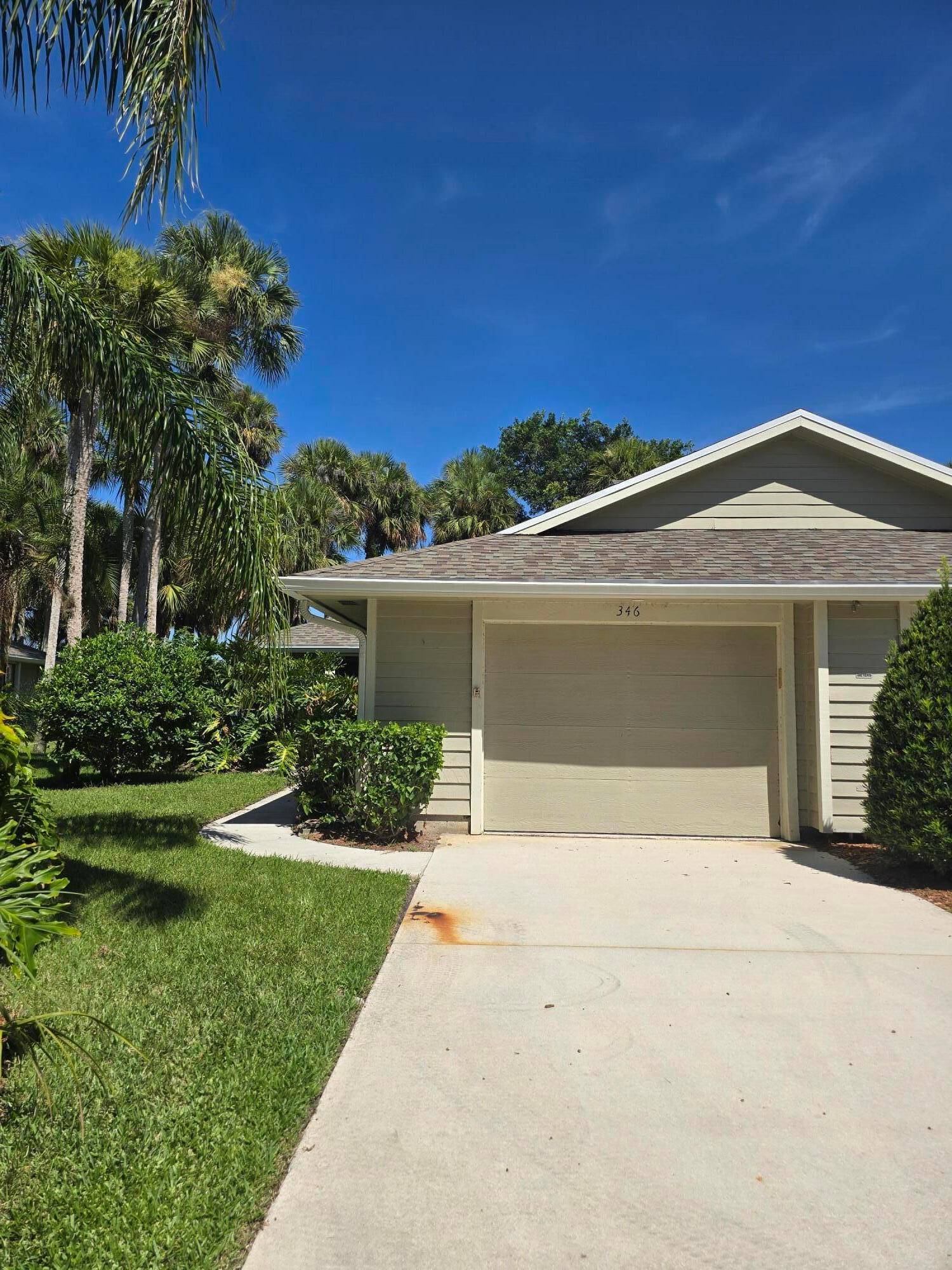 Rare opportunity to own in 55 community of Vista Villas.
