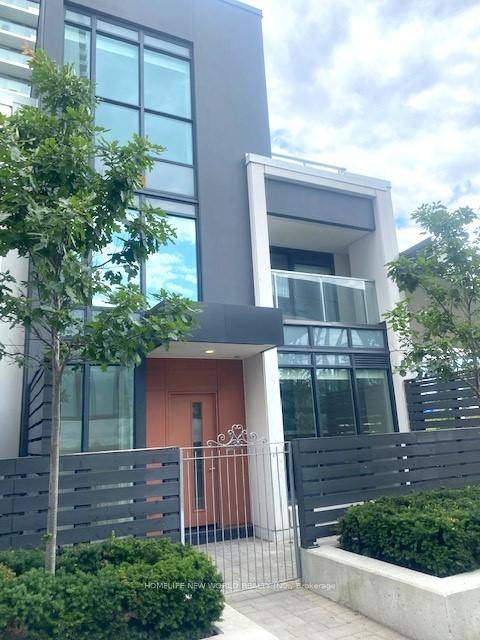 Beautiful contemporary 3 storey condo townhouse located in Bayview Village.