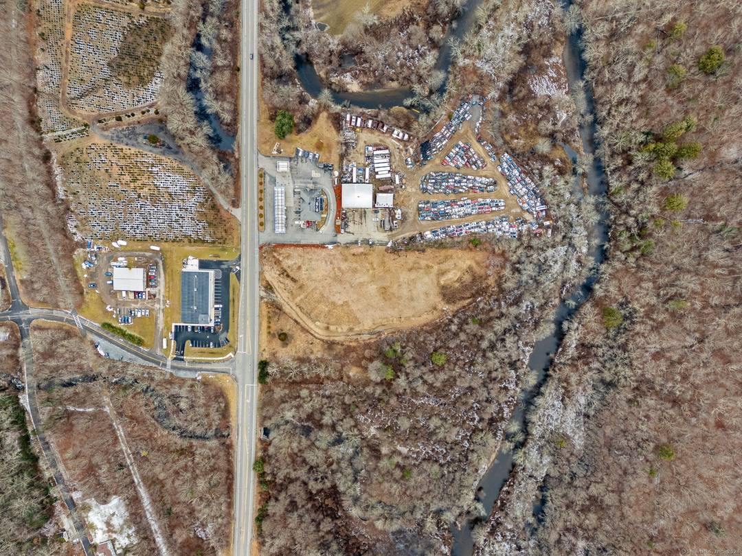 Fantastic opportunity on a main state road to build your business here.