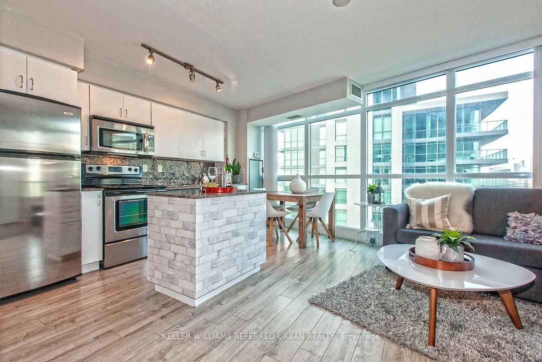 Fully Furnished 2 Bdrm Condo For Short Term Lease Avail Until June !