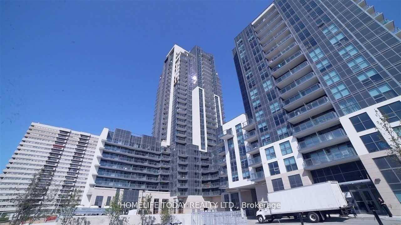 Modern 2 Bedroom Plus Den, 2 Bath Condo in the Heart of Scarborough !