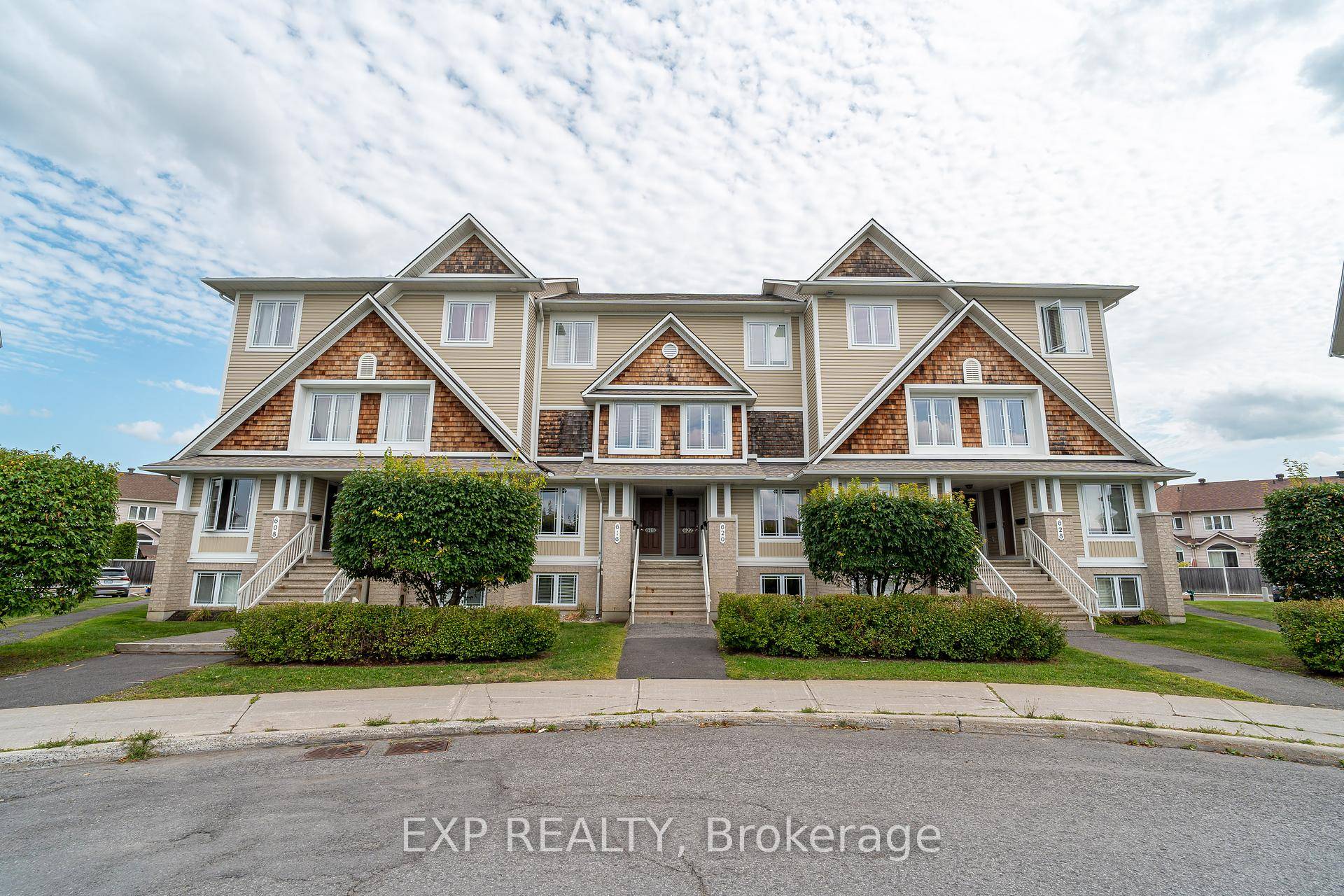 Welcome to 620 Lakeridge Drive a spacious lower level terrace home in the heart of Orleans.