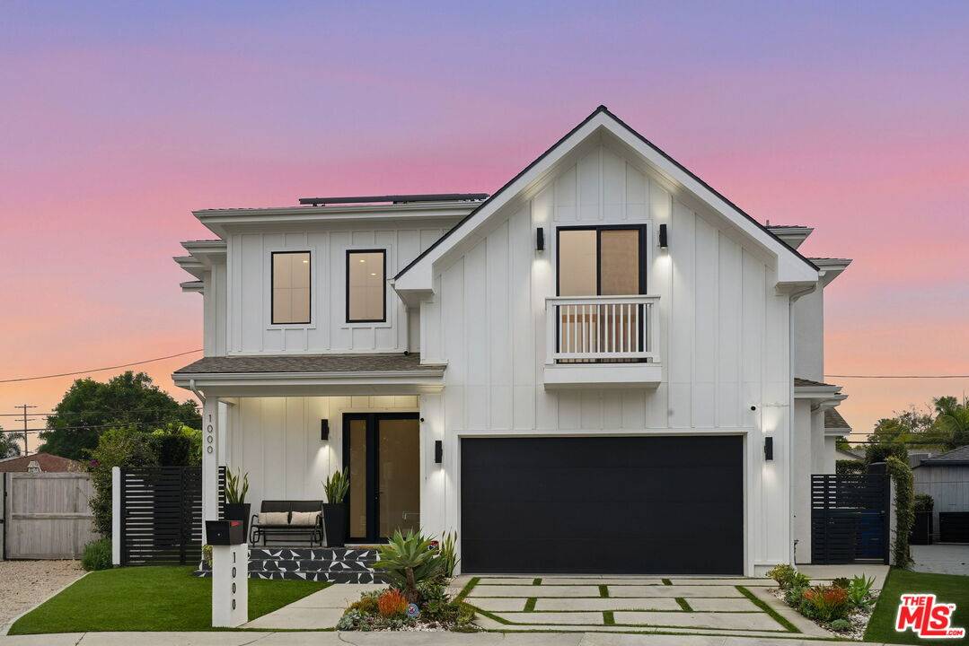 1000   Indiana Ct 4BR Marina Del Rey La