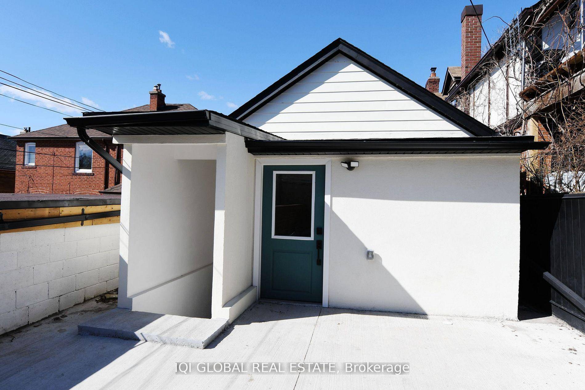 Renovated Detached Bungalow Basement W.