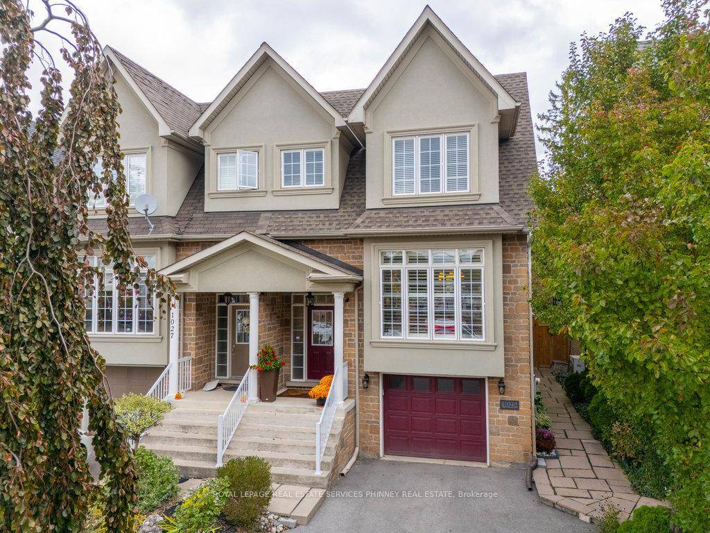 Discover this stylish four bedroom, three and a half bathroom home set on an impressive144 foot deep lot in the vibrant Lakeview neighbourhood of South Mississauga.