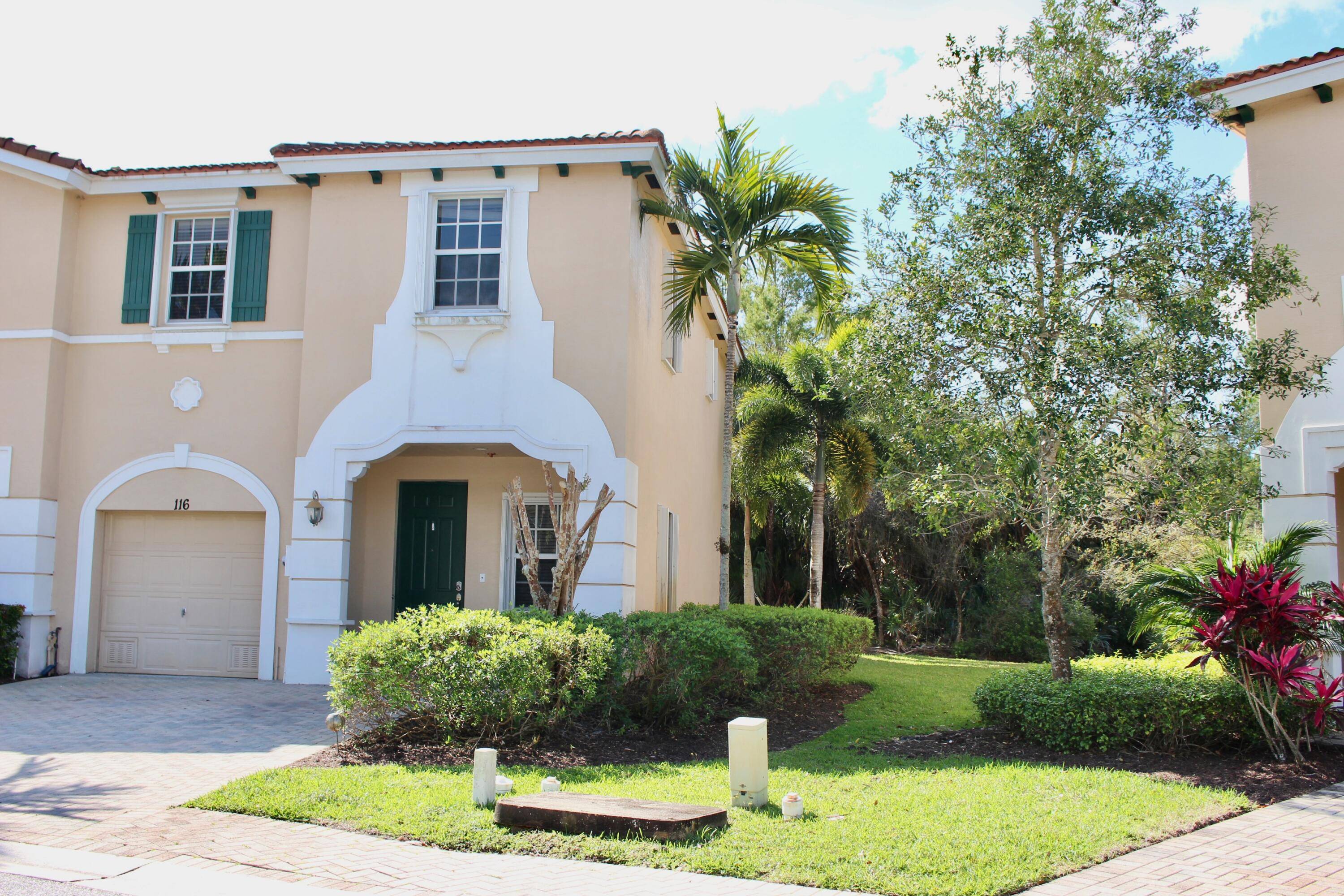 Welcome to Whitemarsh Reserve in the heart of Stuart !