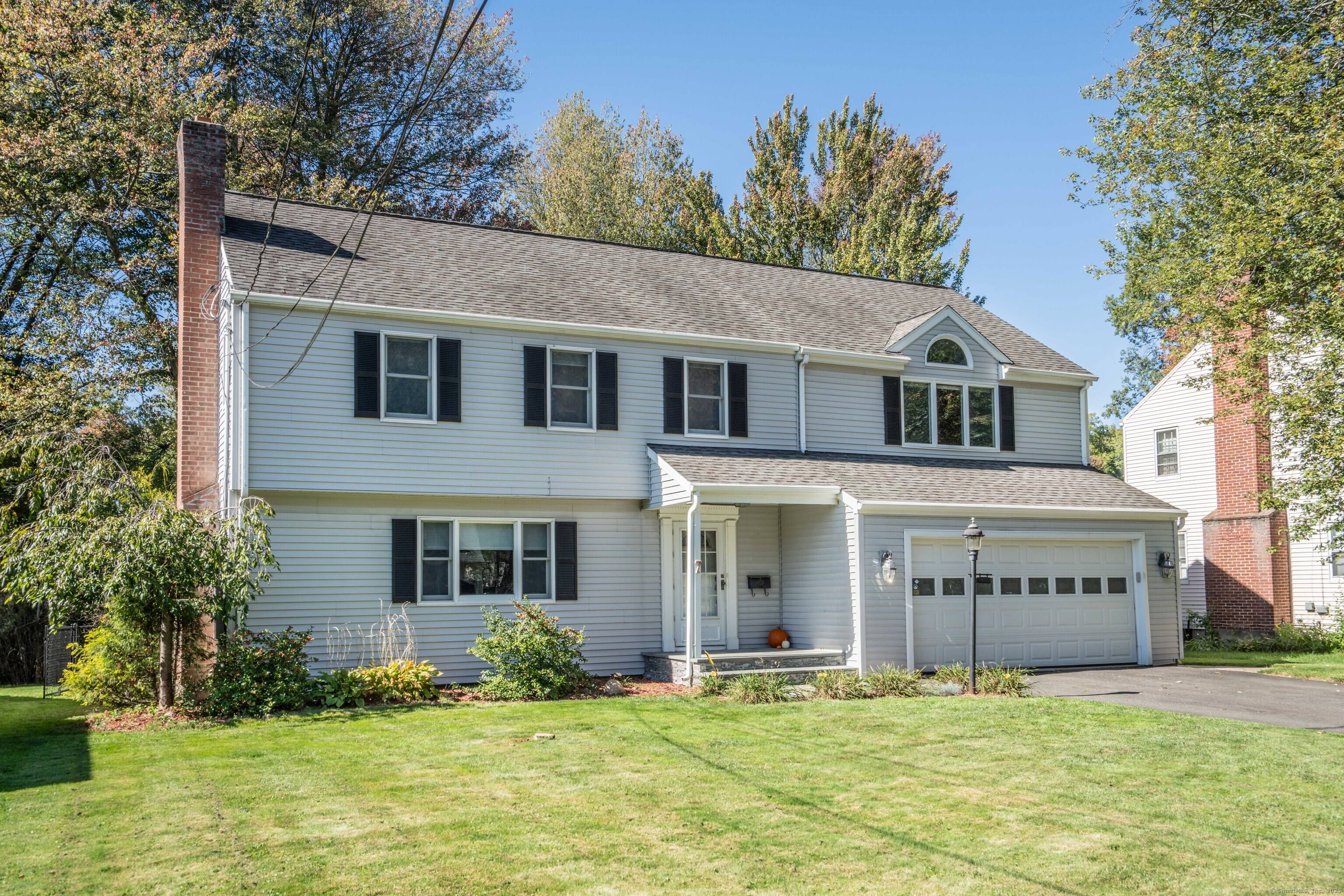 Fantastic 4 bedroom 2. 1 bath colonial with a great open concept floor plan !