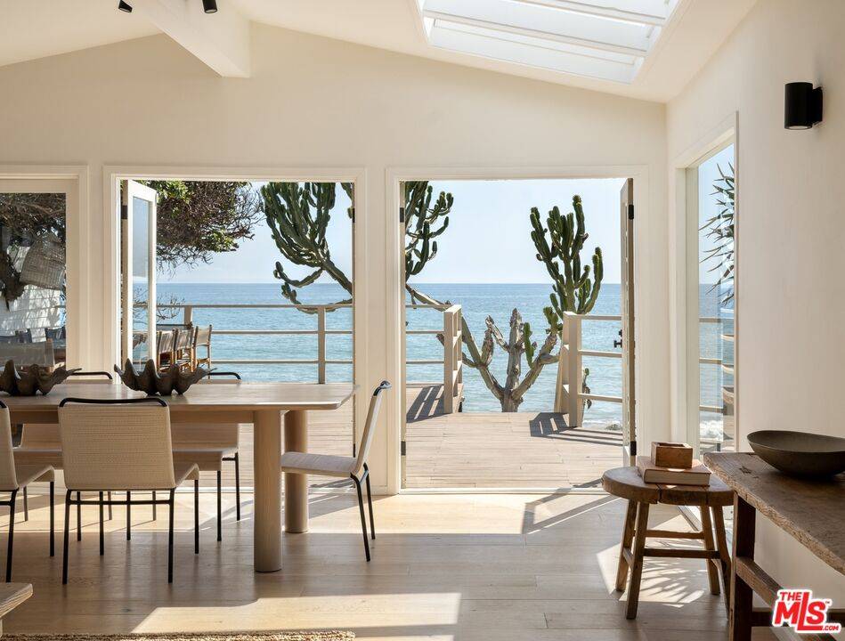 27314   Pacific Coast Hwy 4BR Malibu La