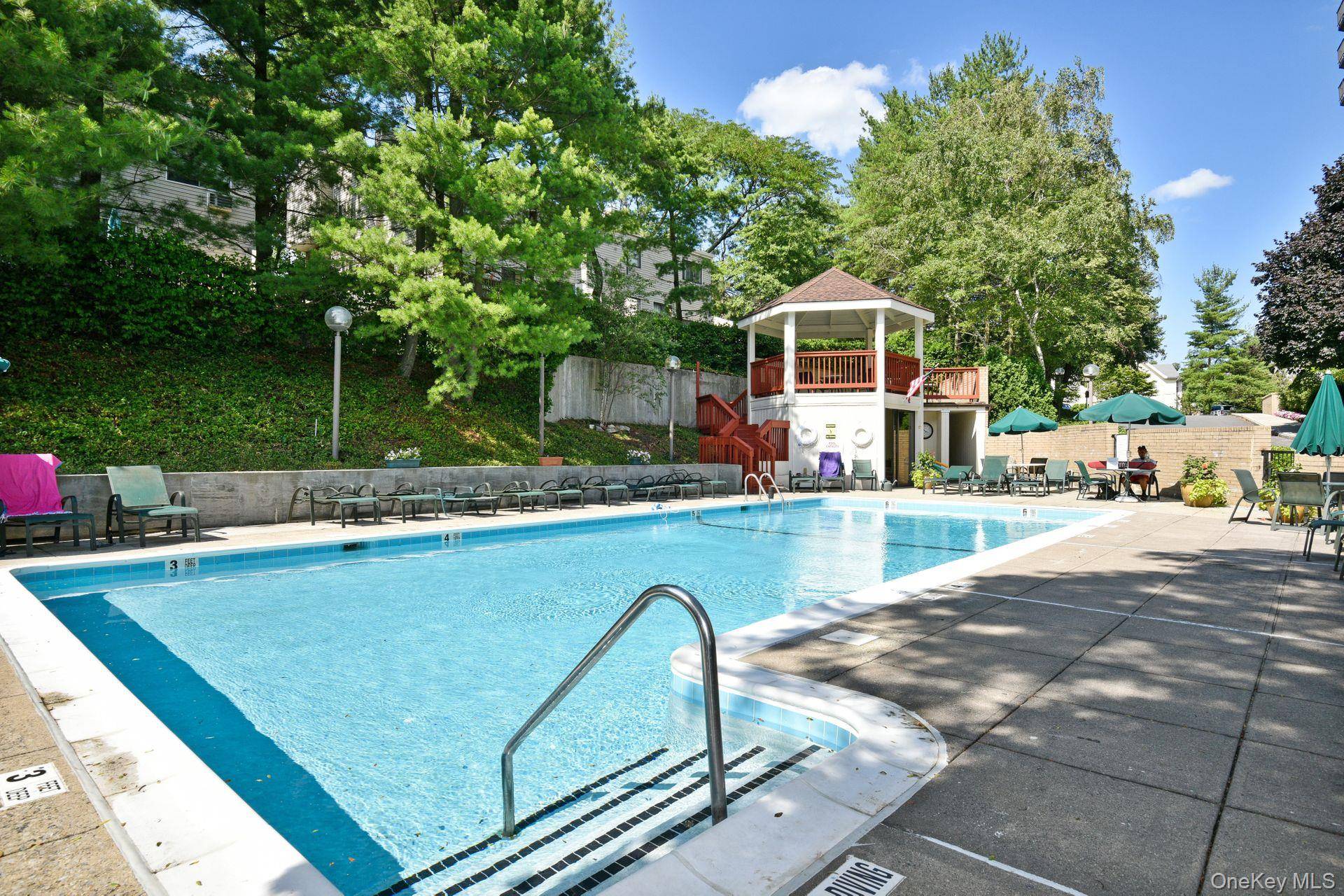 Welcome to Westage Towers, one of White Plains most sought after condominium communities, where lifestyle, comfort, and convenience come together.