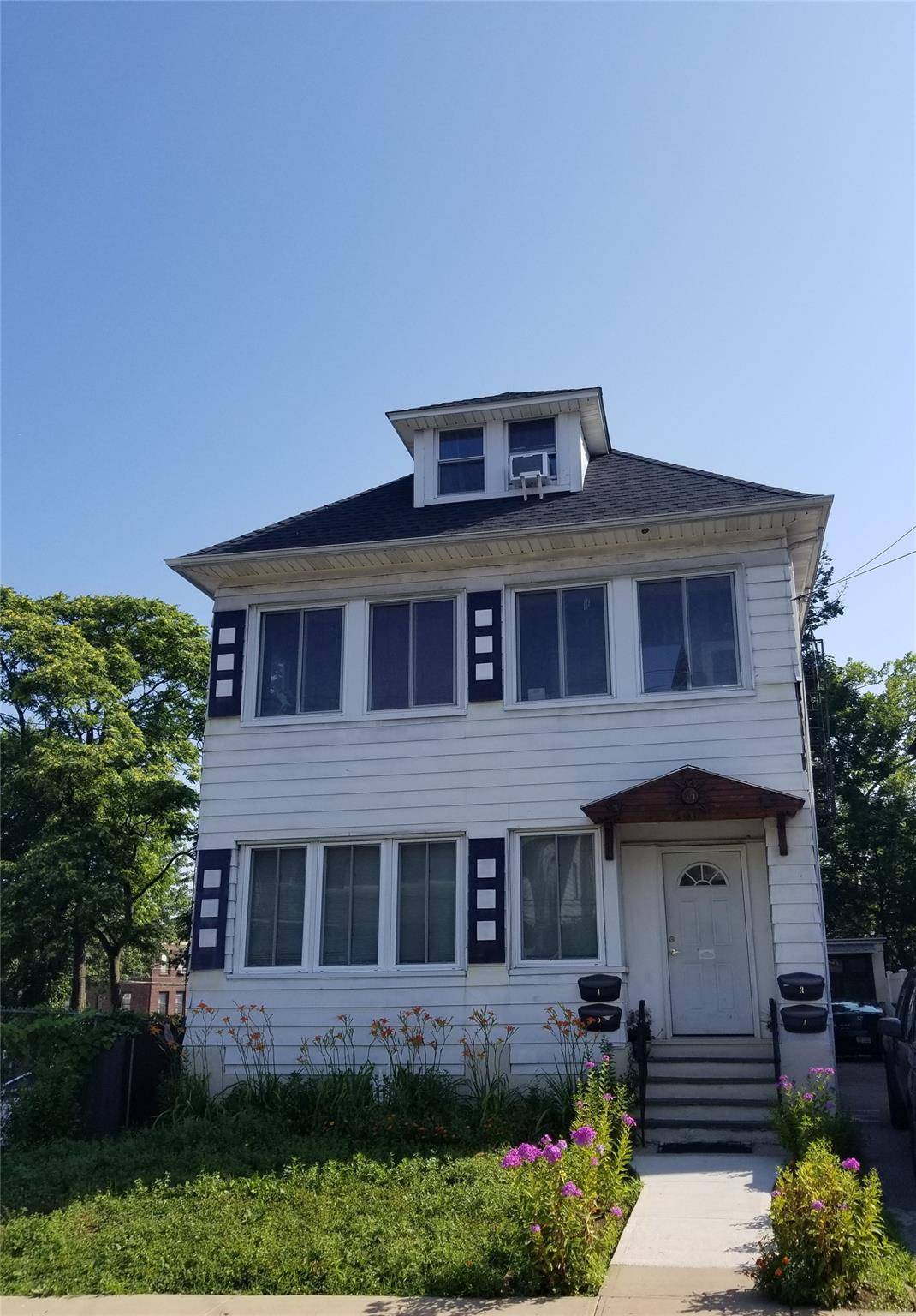 Large 3 bedroom apartment with 2 full bathrooms, washer and dryer hookup tenant to purchase washer and dryer if desired and a two year old kitchen with a built in ...