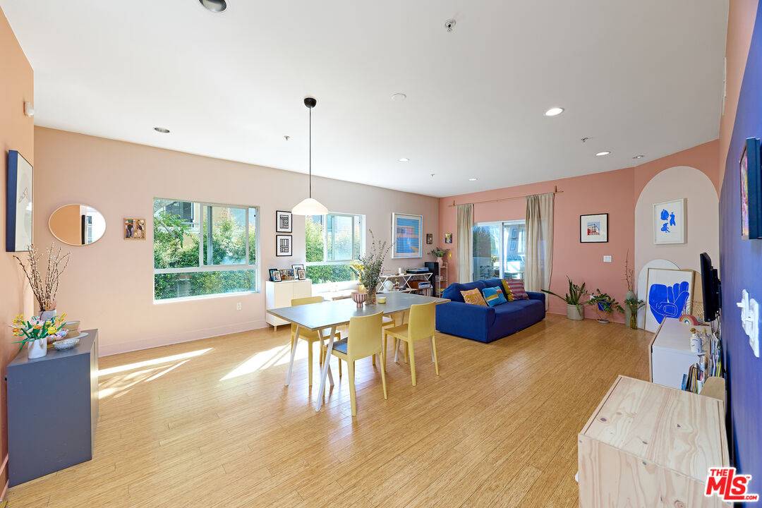 11831   Avon Way 3BR Marina Del Rey La